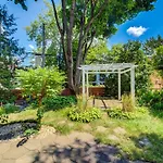 Amazing 4-Bedrooms In Homa Montreal 20