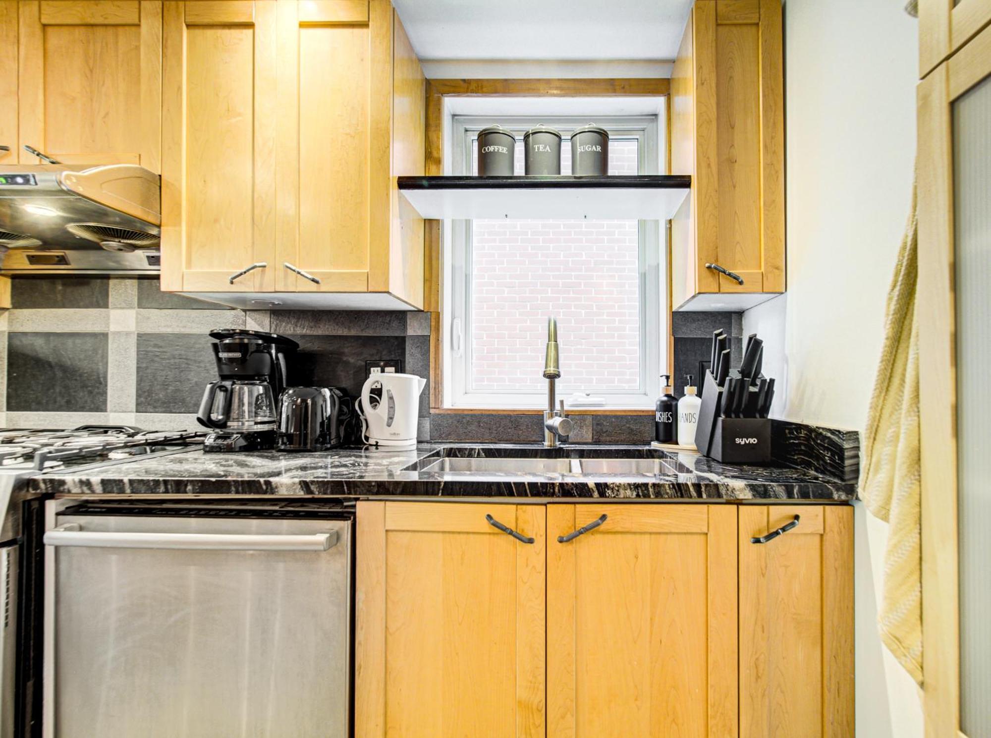 Apartment Amazing 4-bedrooms In Homa 20