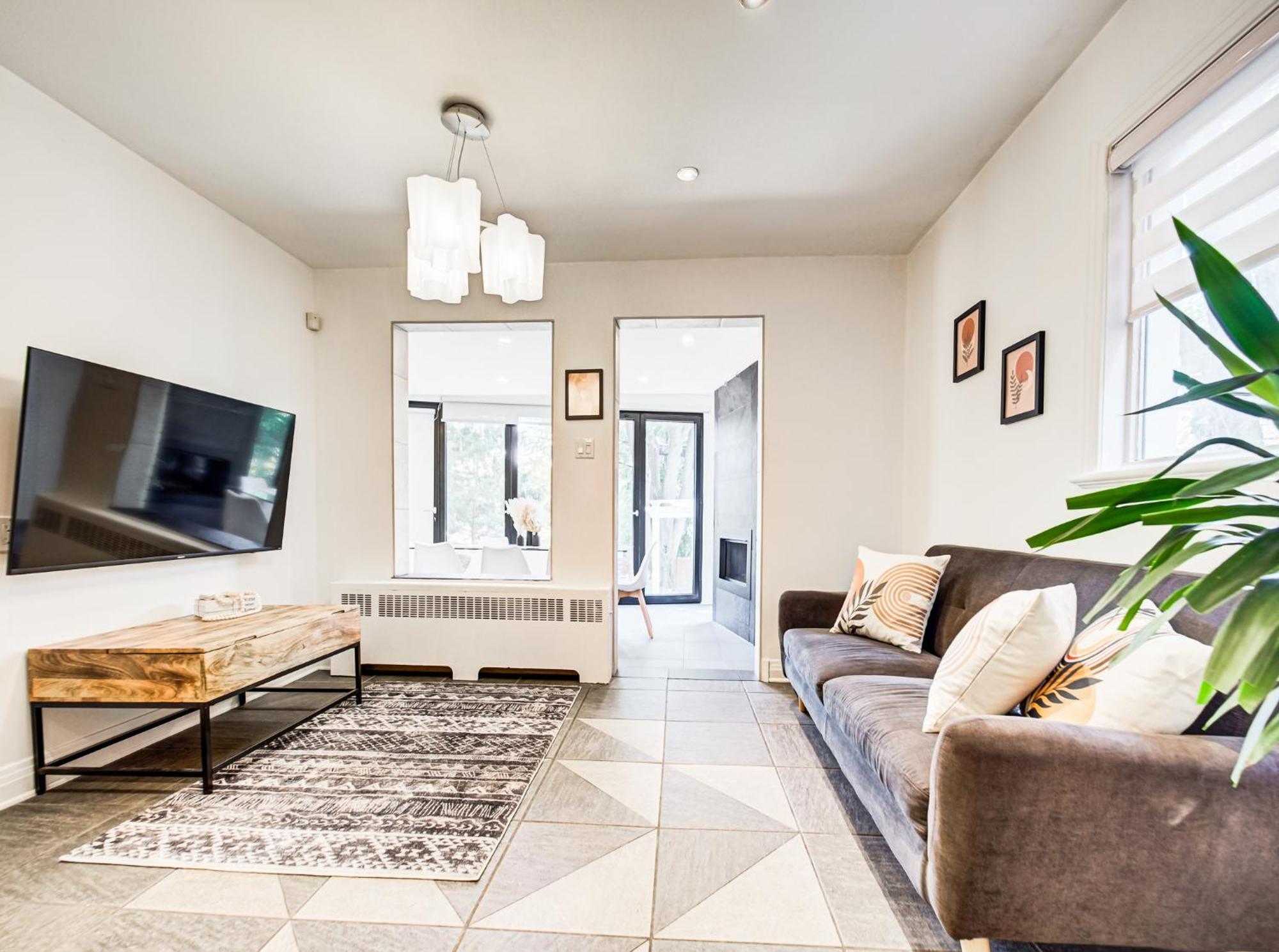 Apartment Amazing 4-bedrooms In Homa 20 Montreal