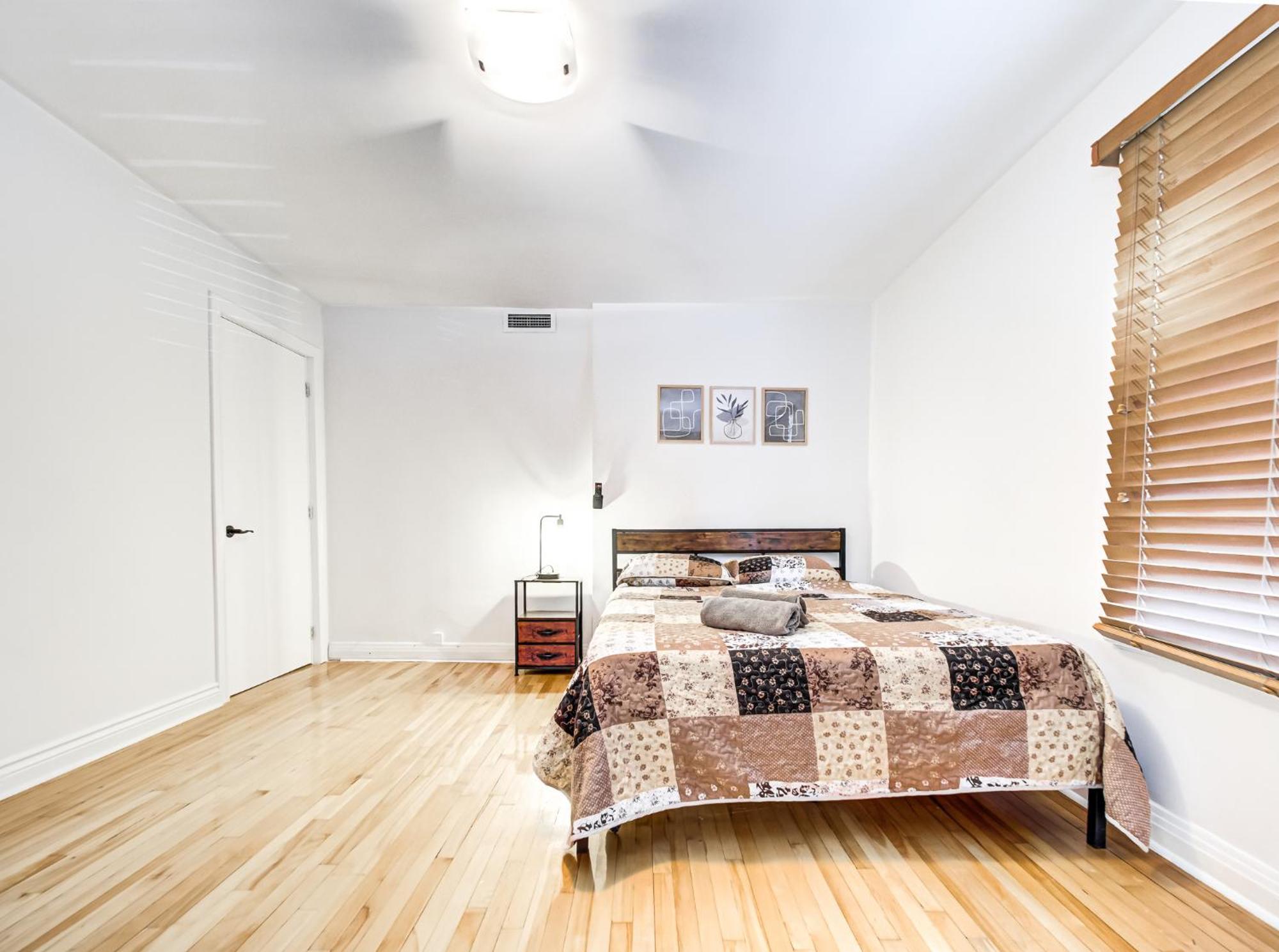 Apartment Amazing 4-bedrooms In Homa 20 Montreal